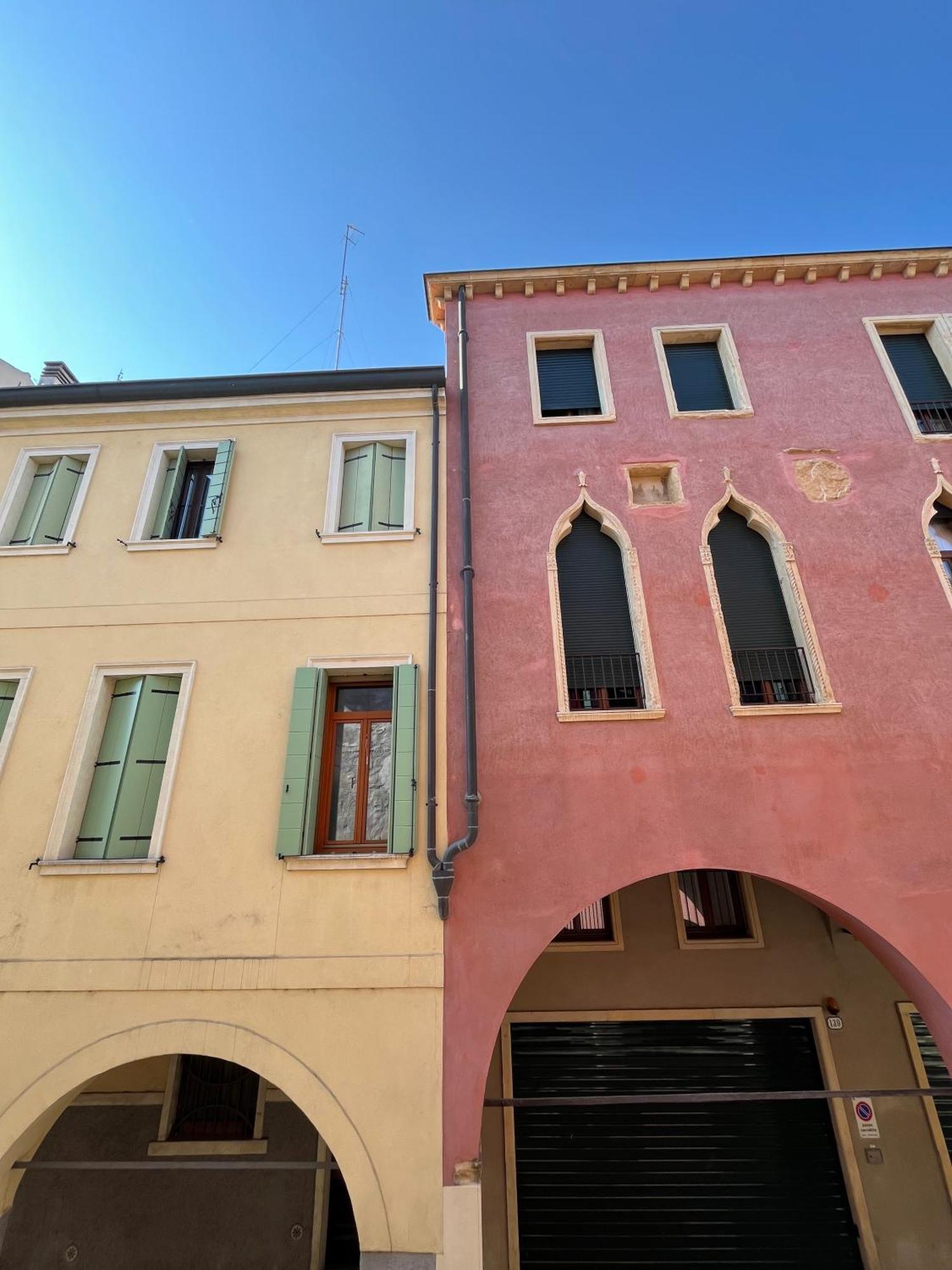 Appartamento Ai Portici Di Via Savonarola Padova Exteriér fotografie